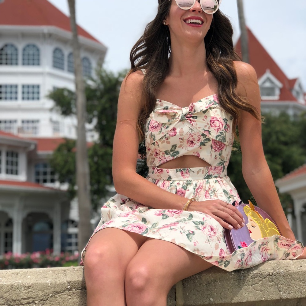Multicolored Sleeveless Mini Sundress for Resort Wear